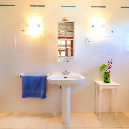 Amarilla By Interhome Pedramala